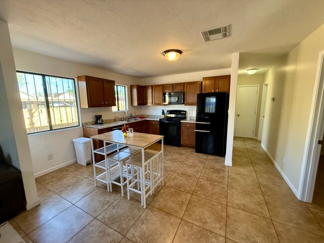 1231 E Lee St, Tucson, AZ 85719 - photo 3