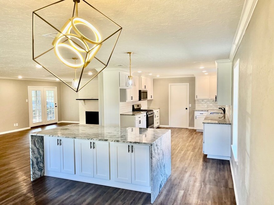 2007 Wood Place, Longview, TX 75601 - photo 1