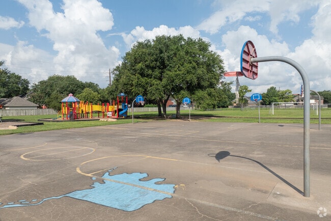 Its campus features modern classrooms, a library, and playgrounds.