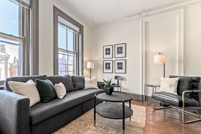 126 E 13th St unit ID1056027P, Cincinnati, OH 45202 - photo 6