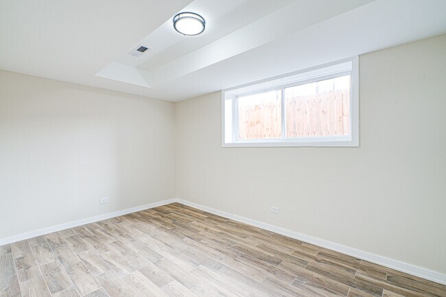 217 S 13th Ave unit 1st Floor, Maywood, IL 60153 - photo 7