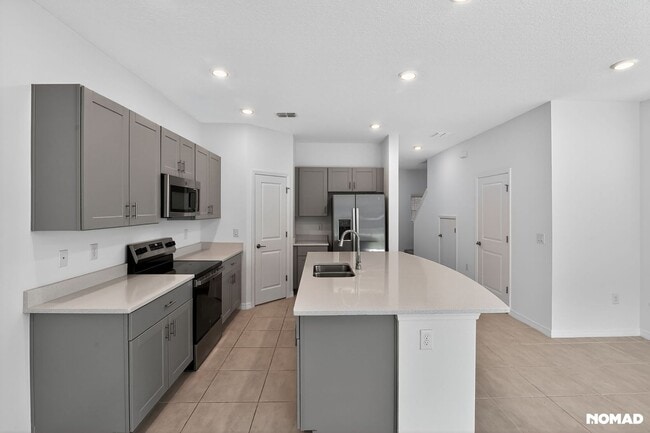 316 Riverfront Way, Riverfront Estates, FL 32141 - photo 2