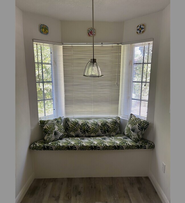 Breakfast Nook