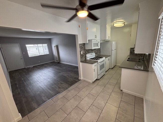 3313 Artesia Blvd, Torrance, CA 90504 - photo 3