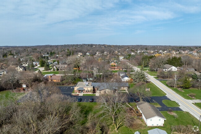 Students can enjoy the beautiful campus at Messiah Lutheran School.