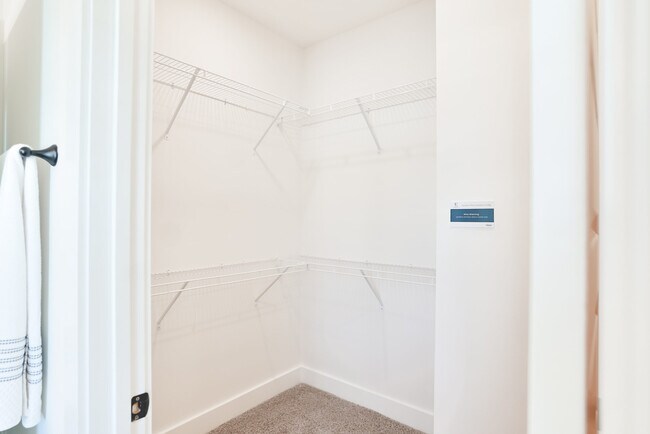 3136 Bottle Way unit 38789147, Auburn, AL 36830 - photo 5