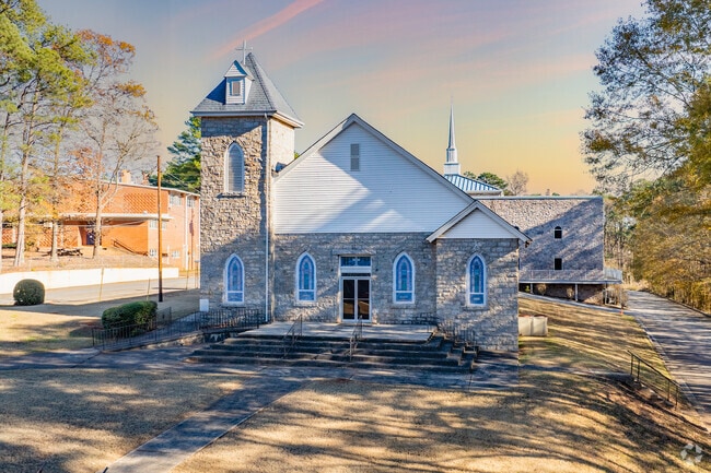 Union Missionary Baptist Church welcomes its parishioners each week.