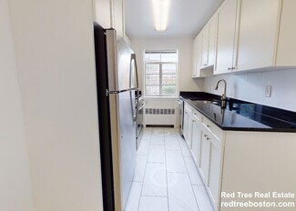 81 Saint Paul St, Brookline, MA 02446