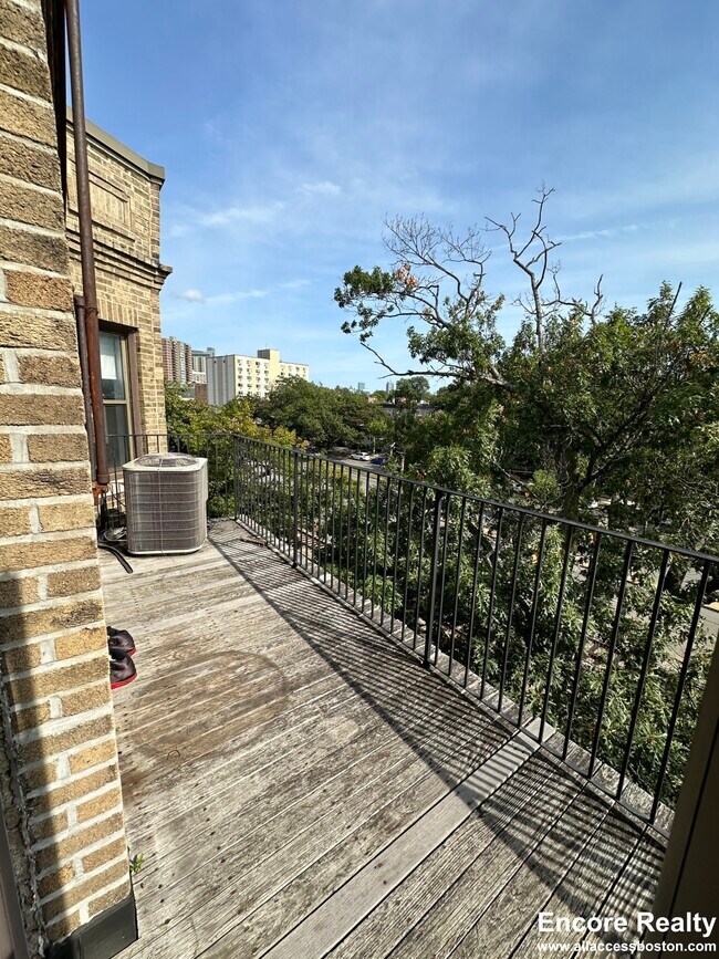 30 Fordham Rd unit 7, Allston, MA 02134 - photo 5