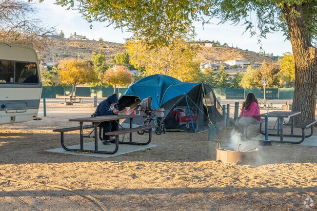 Set up camp at Hesperia Lake and find yourself surrounded by nature near the city.