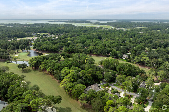 Indigo Run is one of the only neighborhoods in Hilton Head Island without a coastline.