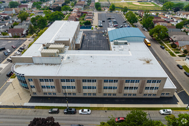 Columbus West Elementary School has a student-teacher ratio of 12 to 1.