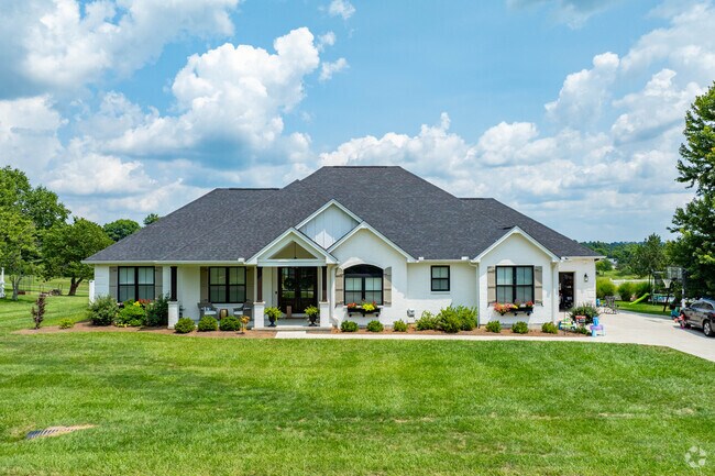 Hidden Valley has a plethera of Mid-Century Modern style homes.