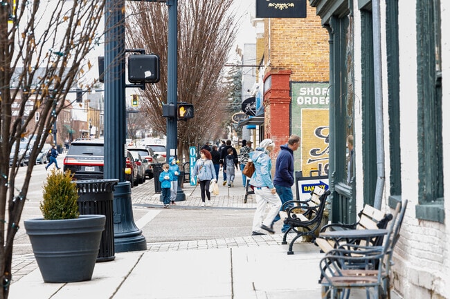 Downtown Tipp City provides a place to spend the afternoon shopping.