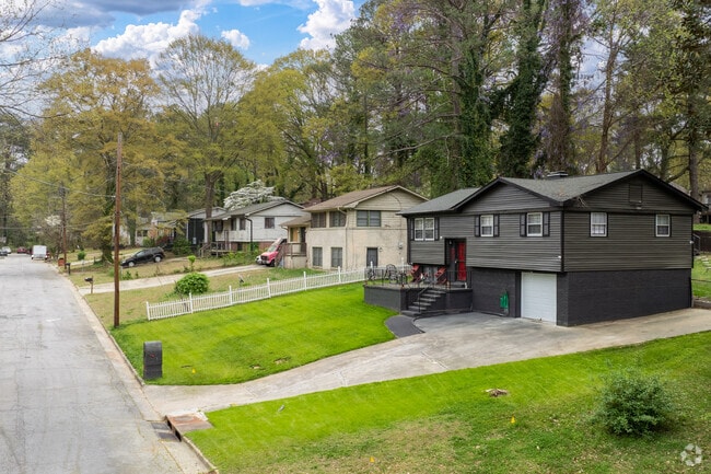 Blair Villa-Poole Creek home prices range from $150,000 to $230,000, depending on renovations.