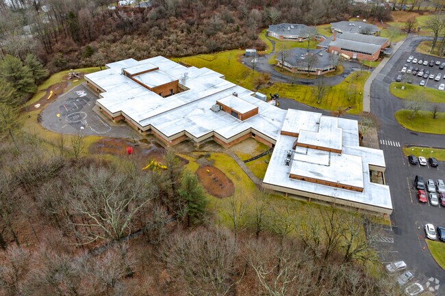 King Street Primary School at 151 S King Street in Danbury, CT.