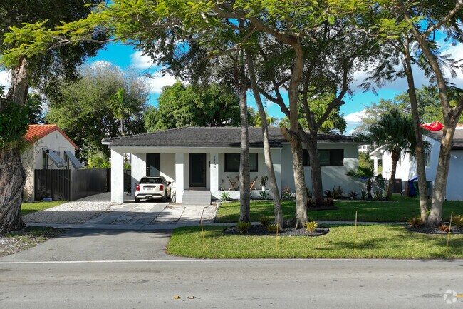 Single family homes in Flagami are mainly populated by older retired residents.