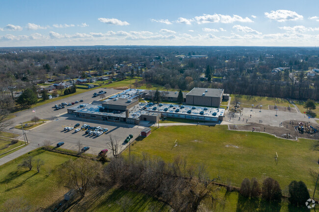 Grand Blanc East Middle School holds a stellar A- rating from Niche.