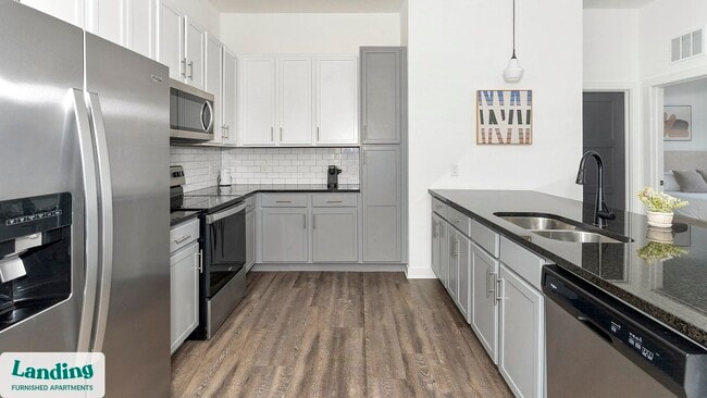 1900 Olevia St unit 108, Jacksonville, FL 32207 - photo 3