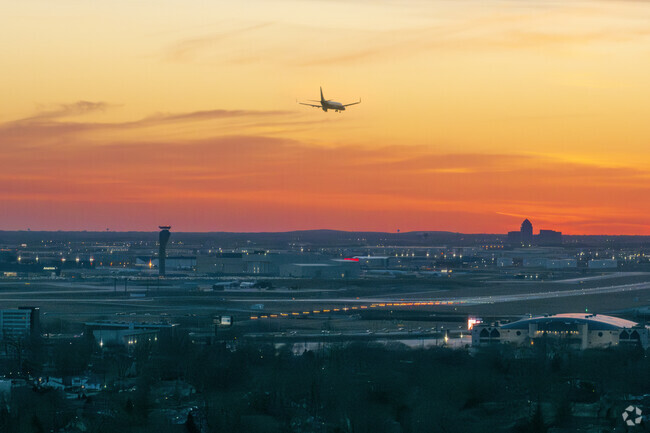 Park Ridge is well connected with O'hare international airport only minutes away.