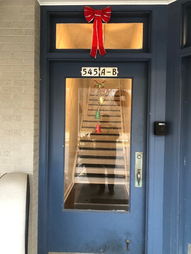 545 Valley View Dr Unit One Bedroom Apartment, Fontana-on-Geneva Lake, WI 53125