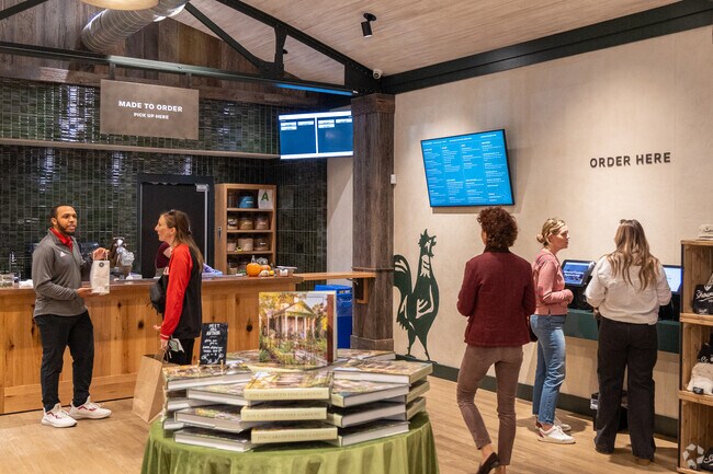 Riverwood residents can order their favorite lunch items at Haymarket.