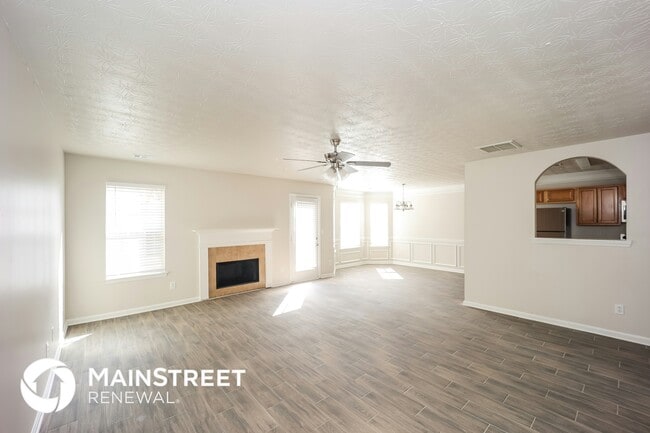 752 Wood Bend Ct, Riverdale, GA 30296 - photo 4