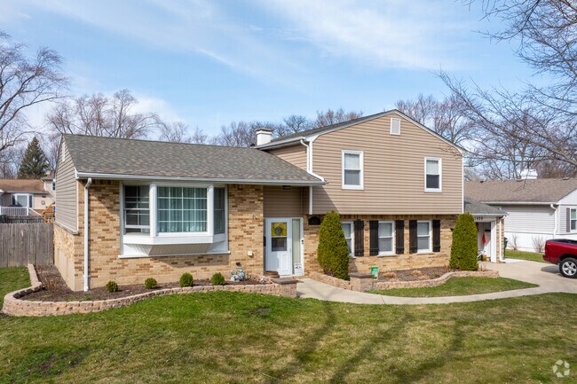 Split levels in Winston Park often feature bay windows.