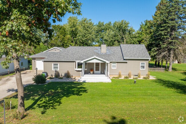 Spacious cul-de-sacs in Merton create safe, quiet residential areas.