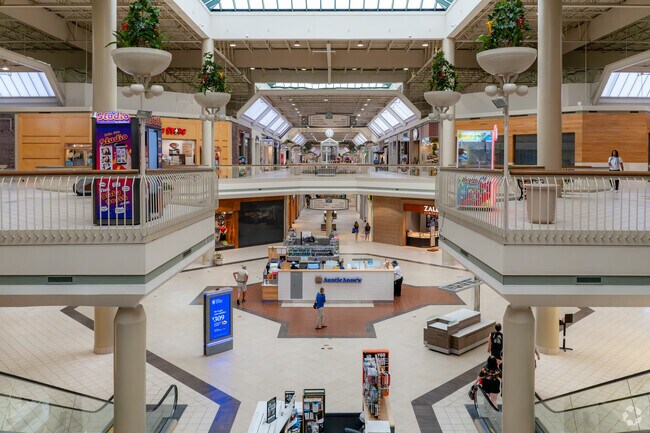 Explore all that the Valley View Mall near Fairland has to offer.