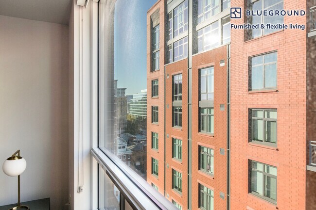 455 I St NW unit FL11-ID730, Washington, DC 20001 - photo 4