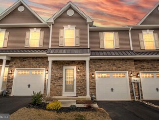 1423 Black Forest Dr, Allentown, PA 18104