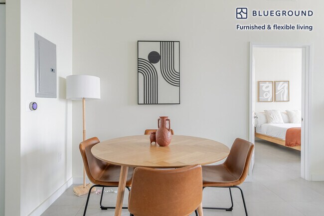 729 NW 2nd St unit FL8-ID161, Miami, FL 33128 - photo 6