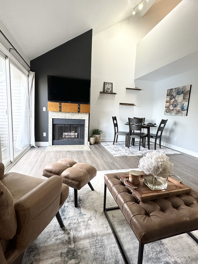 2818 Davison Ave, Auburn Hills, MI 48326