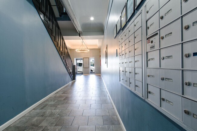 307 N Rampart Blvd, Los Angeles, CA 90026 - photo 5