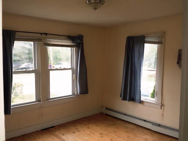 67 Lafountain St unit 67B, Winooski, VT 05404 - photo 5