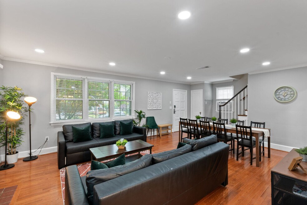 605 Ramsey St unit ID1035267P, Alexandria, VA 22301 - photo 1