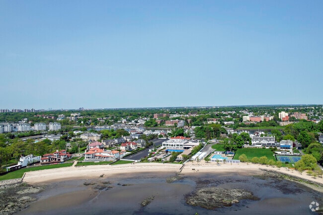 Living in Isle of San Souci means waking up to panoramic views of the Long Island Sound and enjoying a serene coastal lifestyle.
