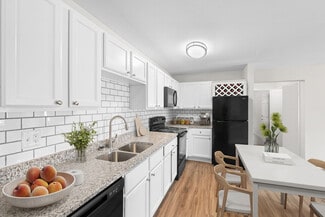 2201 Baytree Rd, Valdosta, GA 31602
