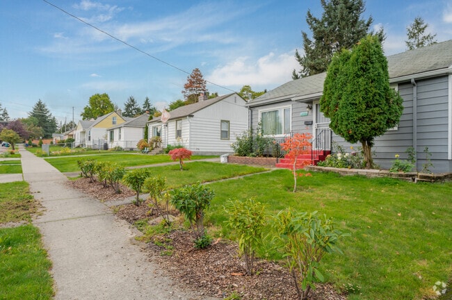 Residential streets are lined with quaint rambles and cottages in the Cascade View neighborhood