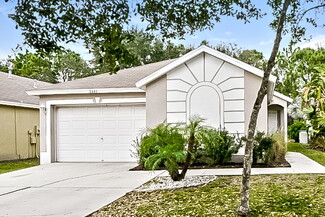 7445 Oxford Garden Cir, Apollo Beach, FL 33572