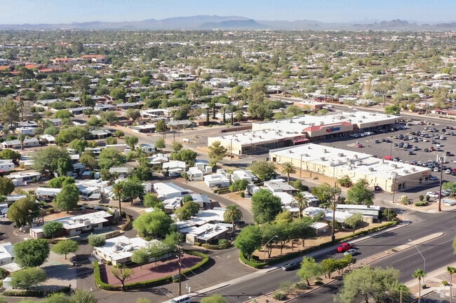 Convenient shopping and services are not far from homes in Pinecrest.