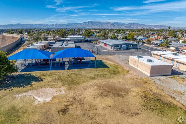 Ruth Fyfe Elementary School 3