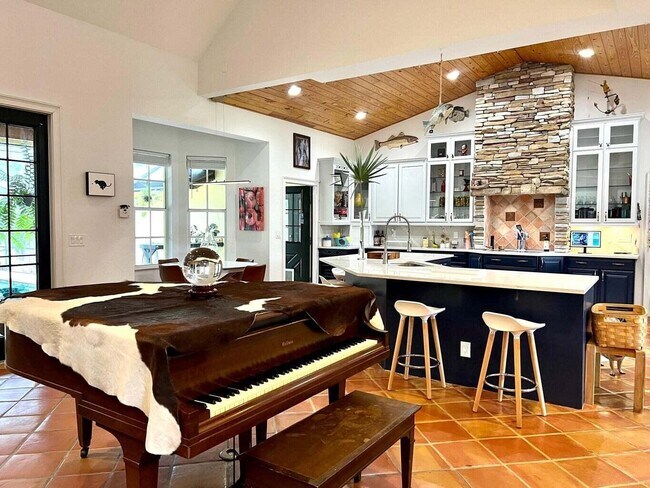 14425 64th Ct N, Loxahatchee, FL 33470 - photo 4