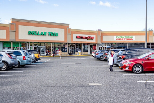 A wide variety of retail and restaurants are available to Terryville residents along Route 347.