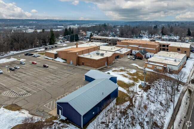 Ionia Middle School has an all-encompassing curriculum to empower young minds.