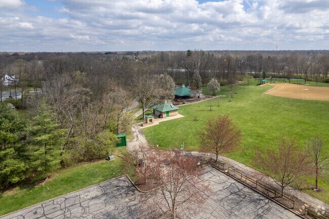Guest of Veterans Park can enjoy tree lined paths and convenient parking.