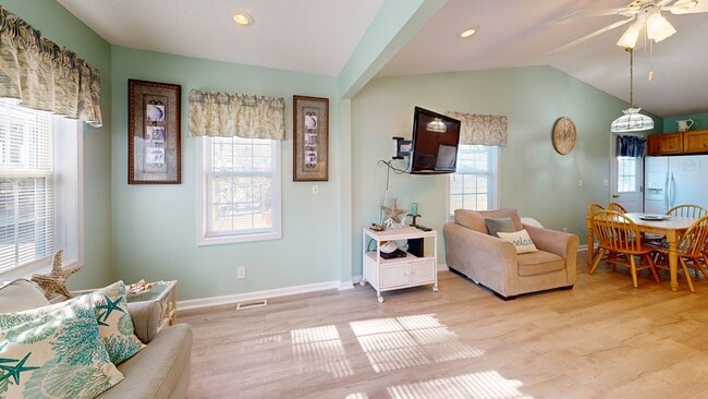 6001 S Kings Hwy unit 1826, Myrtle Beach, SC 29575 - photo 2