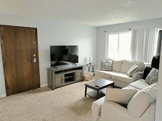 1300 14th Ave NW, Minot, ND 58703