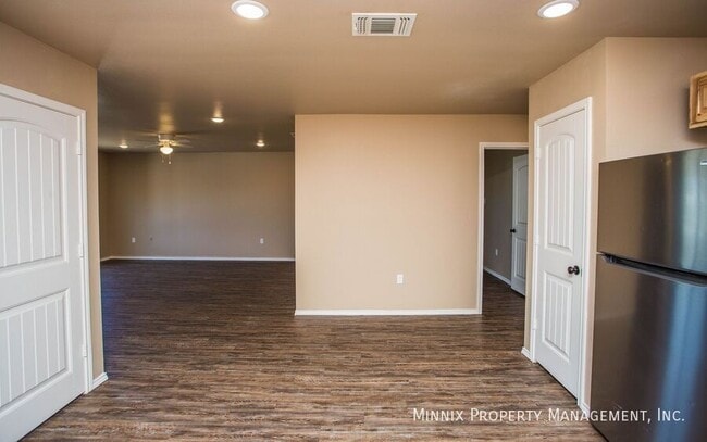 2408 N Avenue P, Lubbock, TX 79403 - photo 6